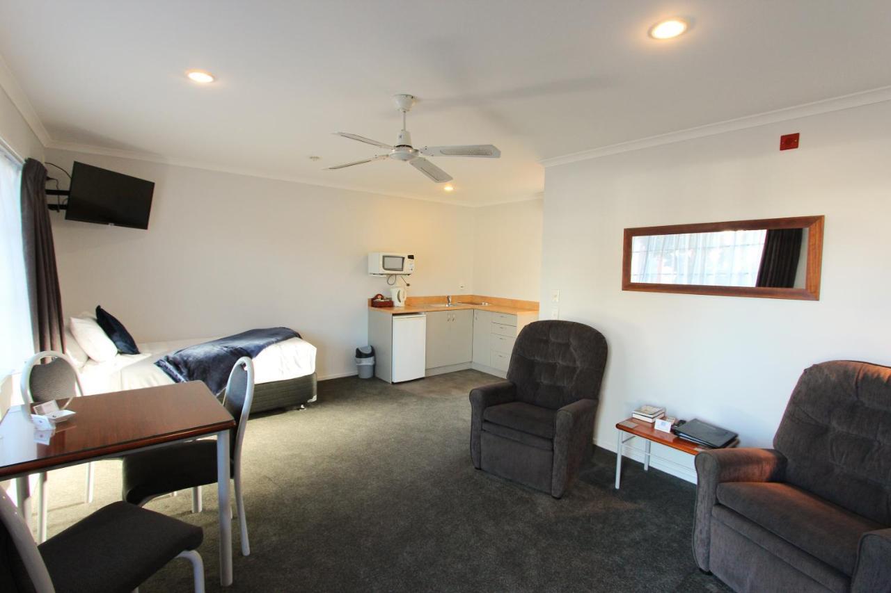 Bk'S Magnolia Motor Lodge Whanganui Eksteriør bilde