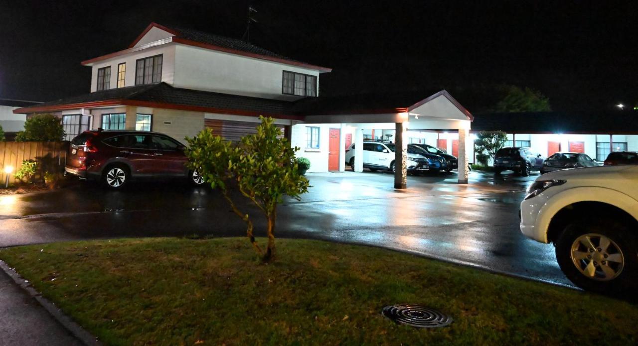Bk'S Magnolia Motor Lodge Whanganui Eksteriør bilde